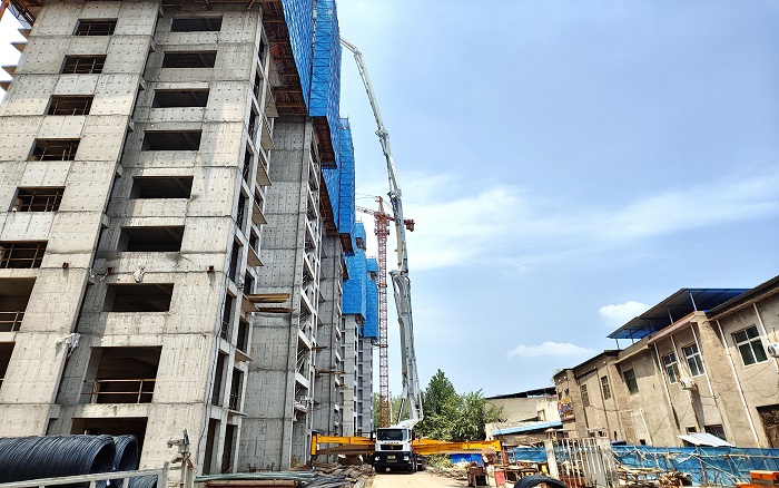 总72米泵车：助建超高层建筑